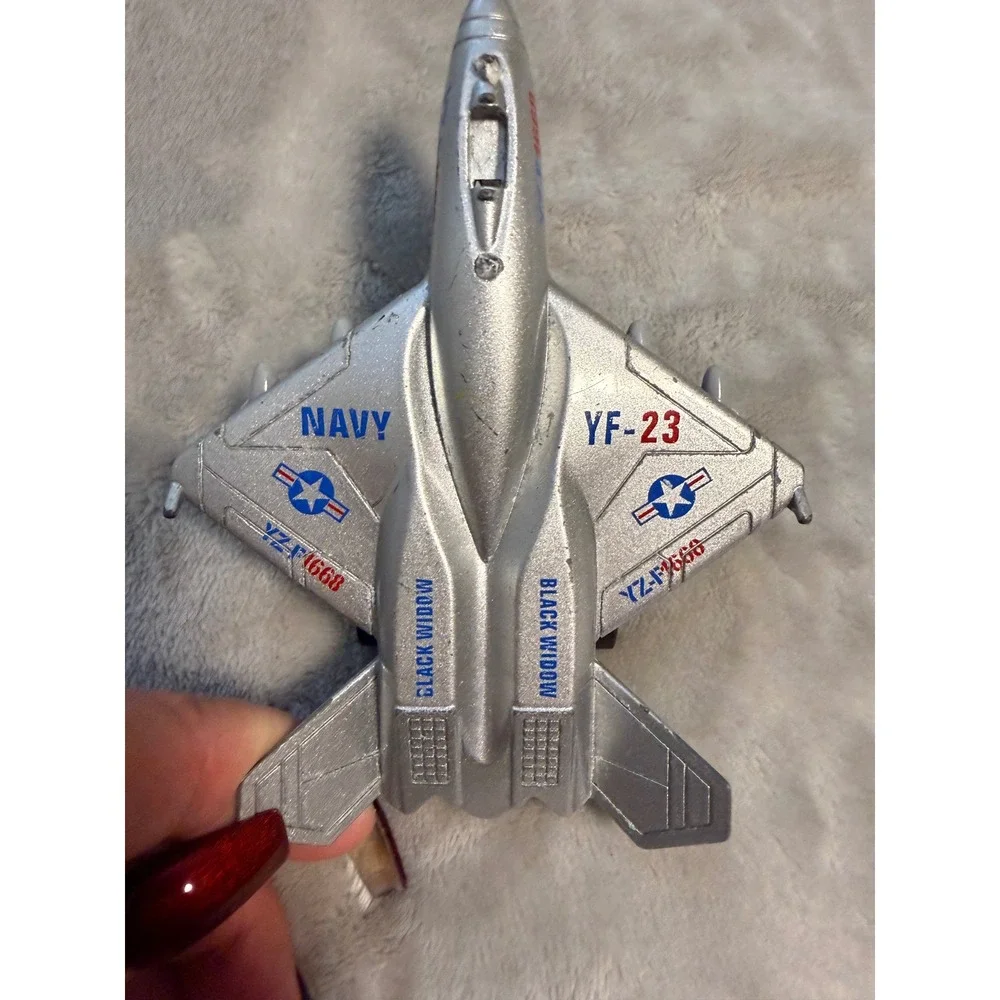 Lot of‎ 4 Diecast Toy Jets,  Military & Sci-Fi Fighters, Rolling Wheels